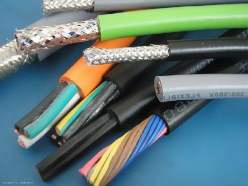 如何分辨劣質線纜?